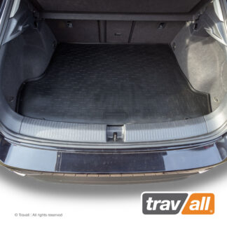 Tavaratilanmatto VW T-Roc 2017- | Travall merkkikohtasiet kumimatot autosi lattioille - Edullisesti Carkone verkkokaupasta